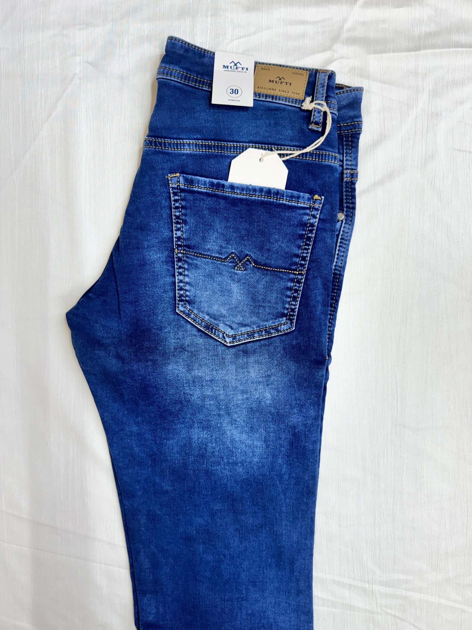 Men Comfort Fit Jeans - Image 5