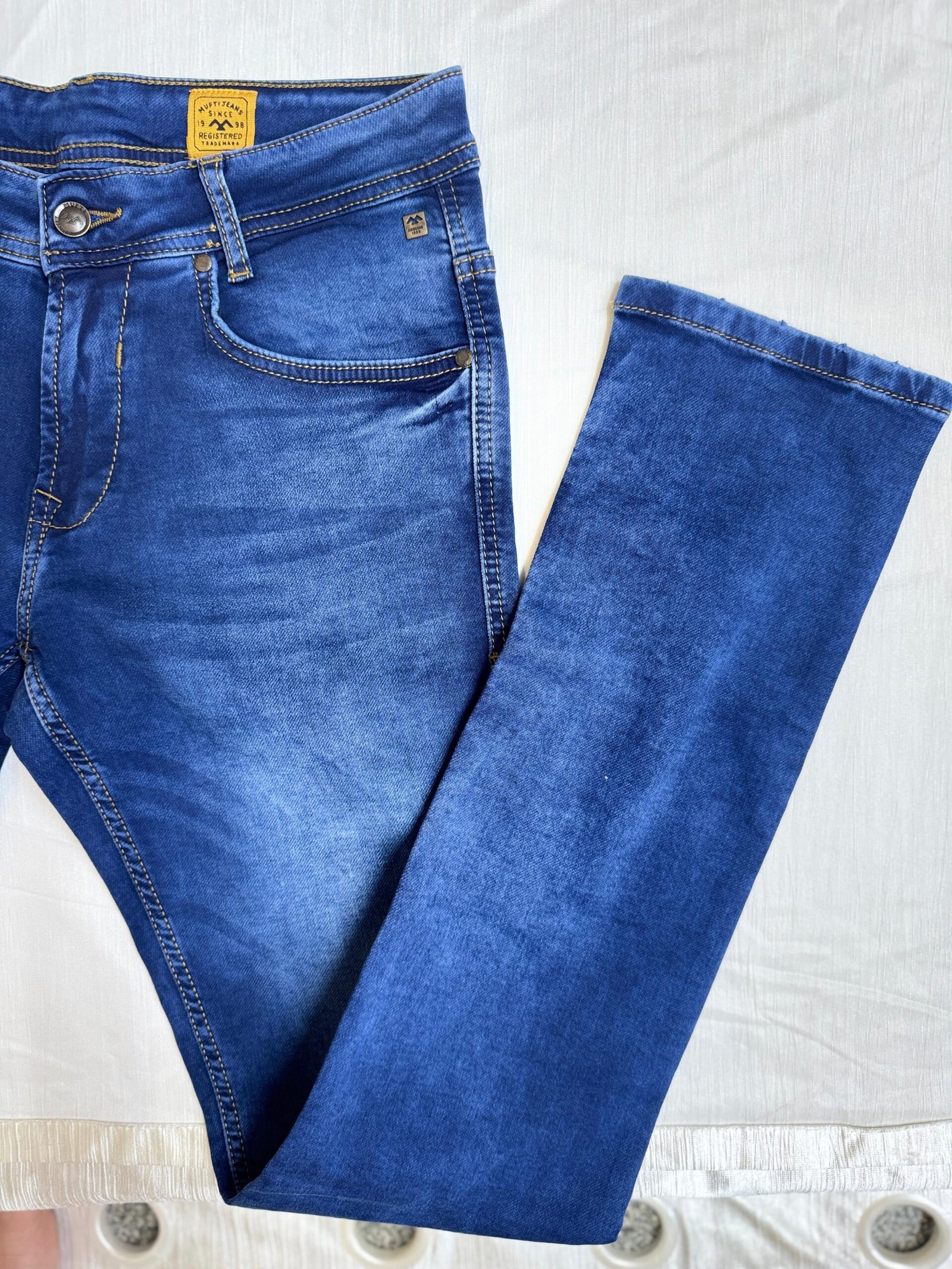 Men Comfort Fit Jeans - Image 3